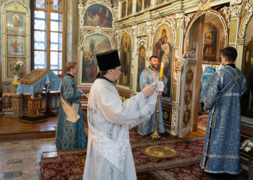 Архиерейская Божественная литургия