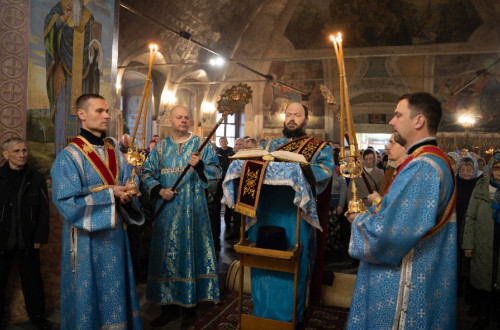 Архиерейская Божественная литургия