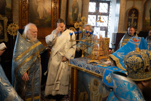 Архиерейская Божественная литургия