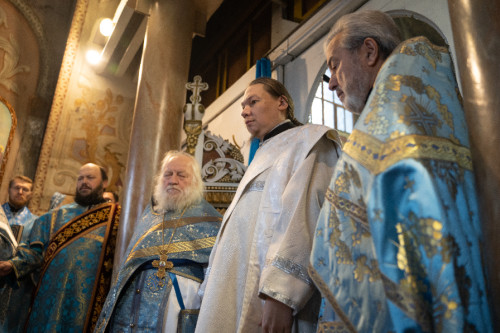 Архиерейская Божественная литургия