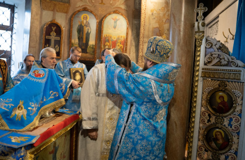 Архиерейская Божественная литургия