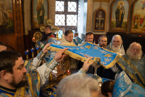 Архиерейская Божественная литургия