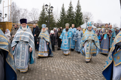 Архиерейская Божественная литургия