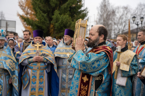 Архиерейская Божественная литургия