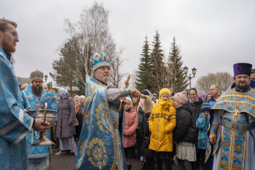Архиерейская Божественная литургия