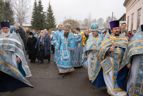 Архиерейская Божественная литургия