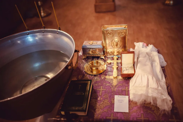 Таинство Крещения