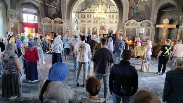 Литургия, Собор славных и всехвальных двенадцати апостолов